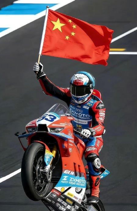 张雪机车夺冠WSBK-枝语风笺